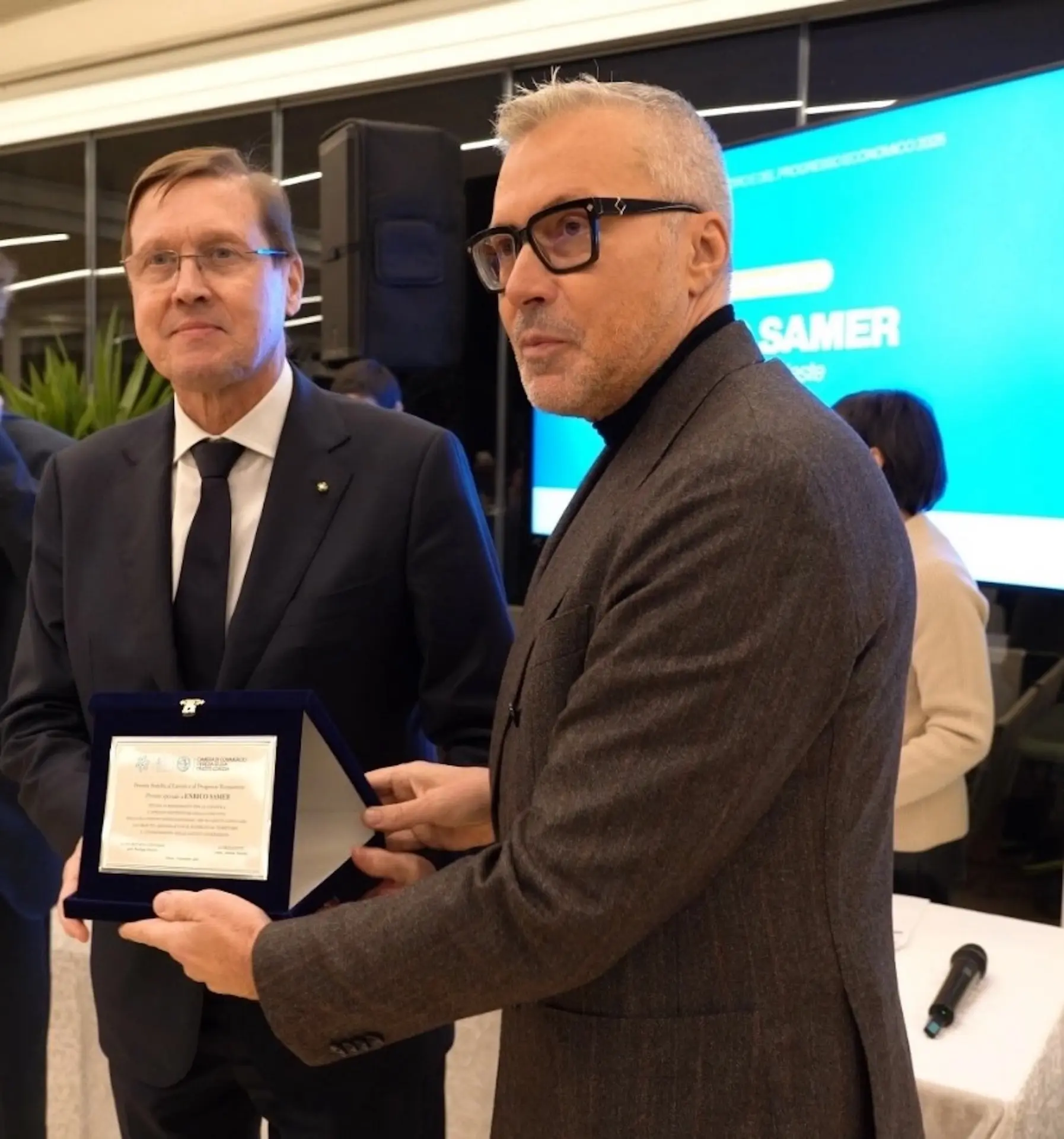 Novembre 2025: il Presidente Enrico Samer premiato dalla CCIAA alla Cerimonia della Fedeltà al Lavoro e al Progresso Economico